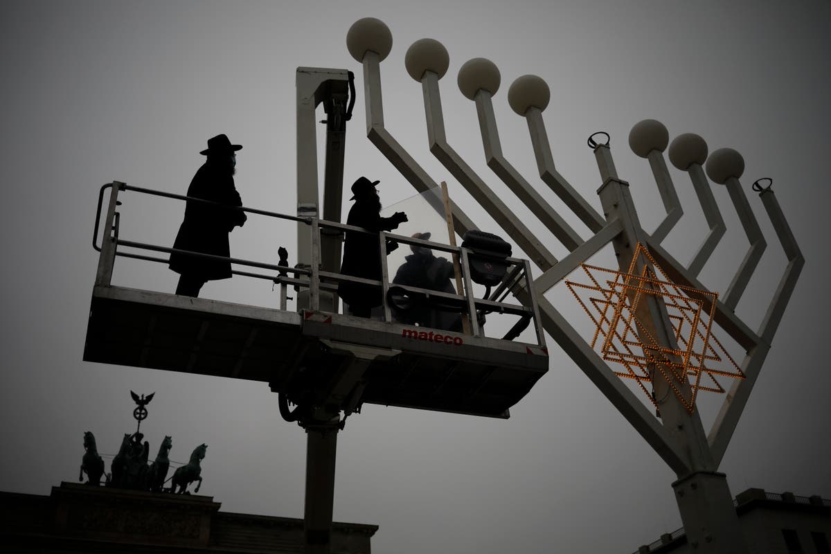 US Jews plan smaller Hanukkah celebrations amid virus