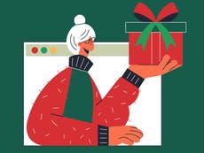 Karaoke, baking and cocktails: How to host a virtual Christmas party 