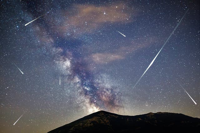 <p>La lluvia de meteoros Gemínidas en 2020 verá a más de cien meteoros disparar a través del cielo en su punto máximo el 13 de diciembre.</p>