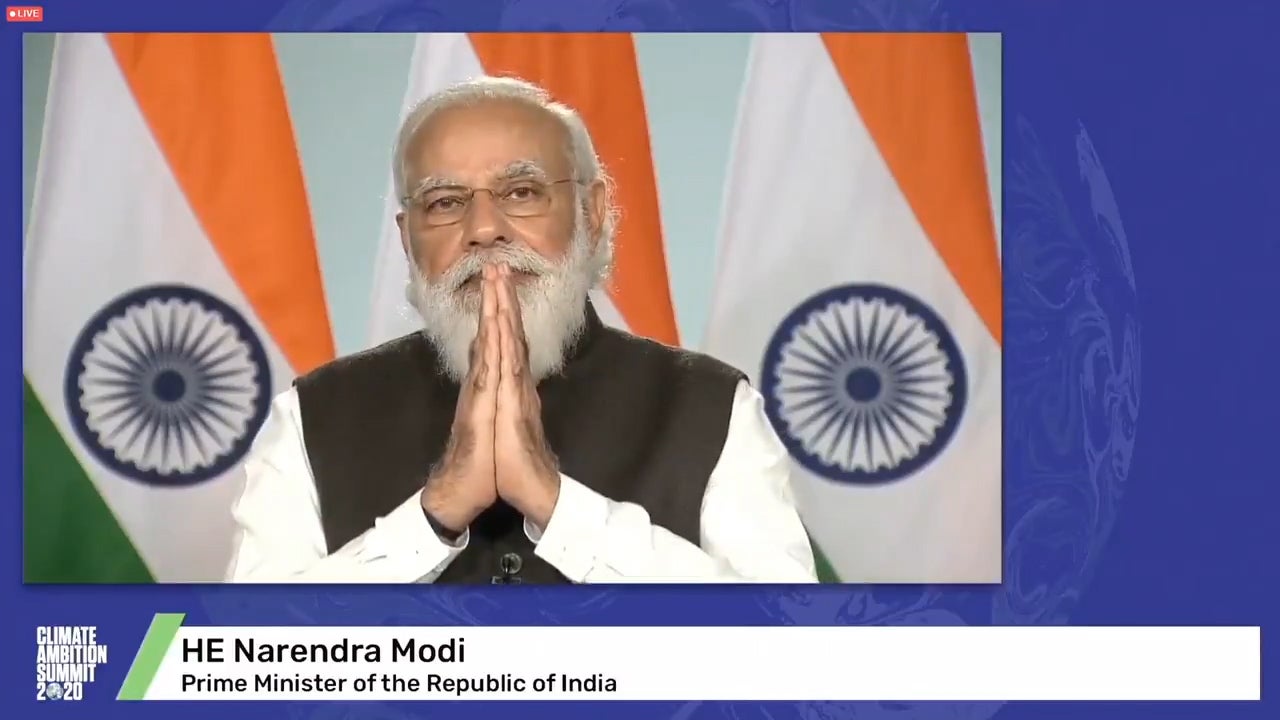 <p>Narendra Modi promete que India "superará las expectativas del cambio climático".</p>