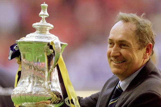 Former Liverpool and Aston Villa manager Gerard Houllier has died