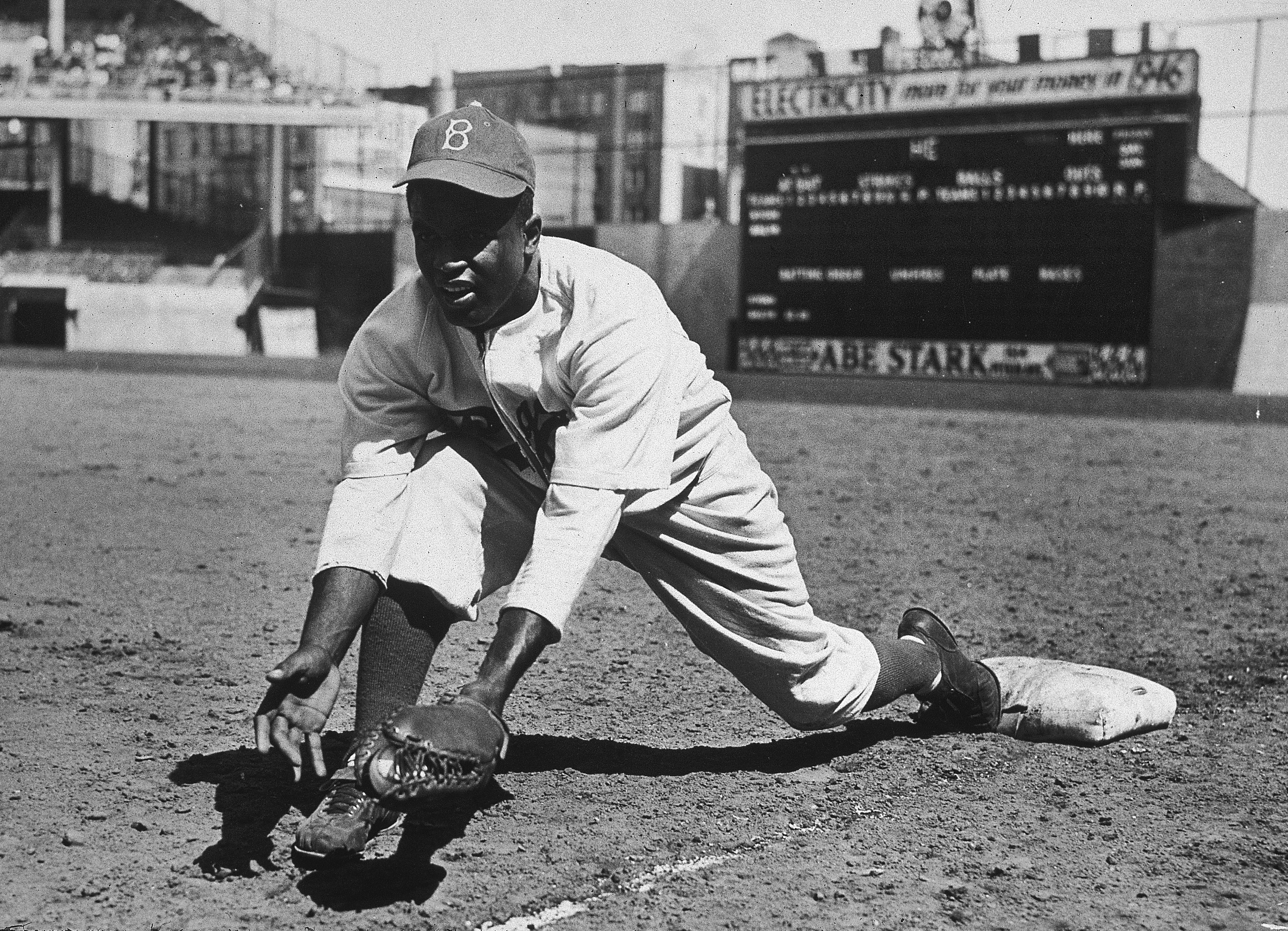 Historic Negro Leagues promoted to Major League status so players' achievements will be officially recognised