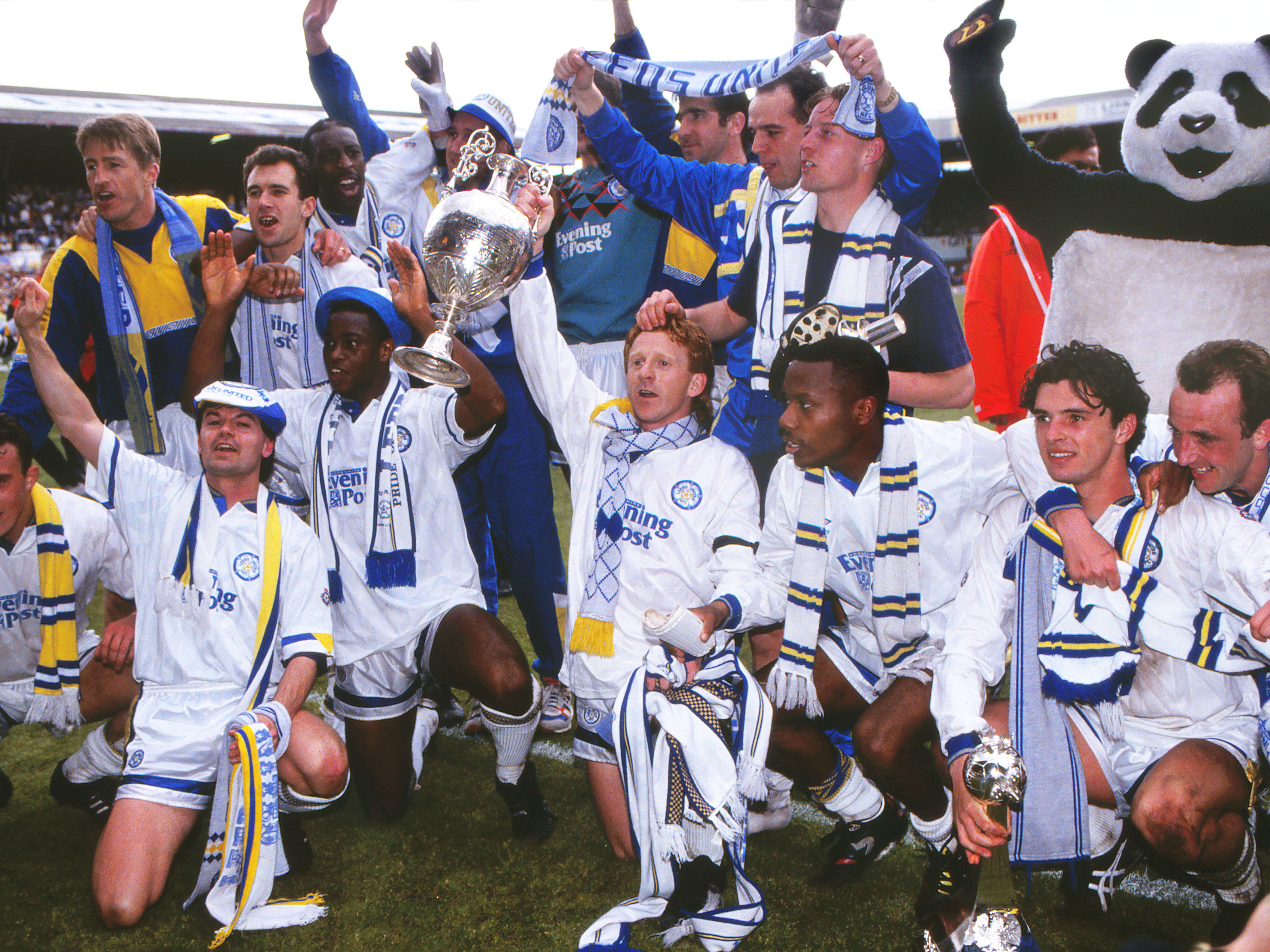 Leeds celebrate winning the title in 1992