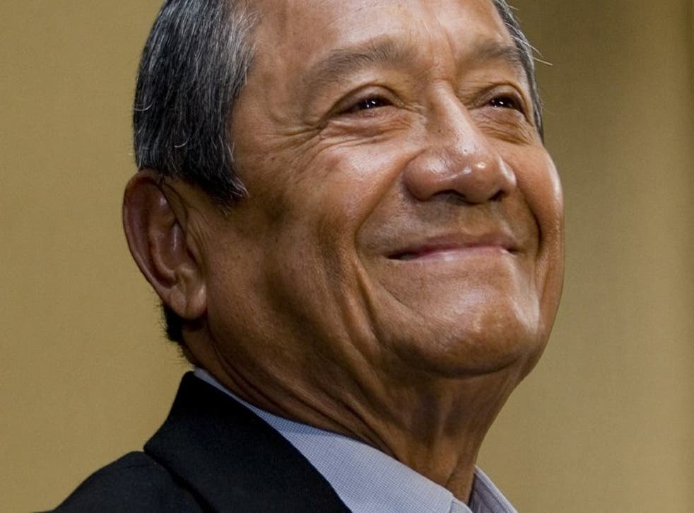 <p>En esta foto del 26 de agosto del 2008, Armando Manzanero durante una conferencia de prensa para promocionar su álbum "Manzanero Big Band Jazz of Mexico", en la Ciudad de México. El cantante y compositor mexicano será reconocido con el Premio a la Trayectoria Artística durante la ceremonia los Premios Billboard de la Música Latina el miércoles 21 de octubre del 2020 en Sunrise, Florida. </p>