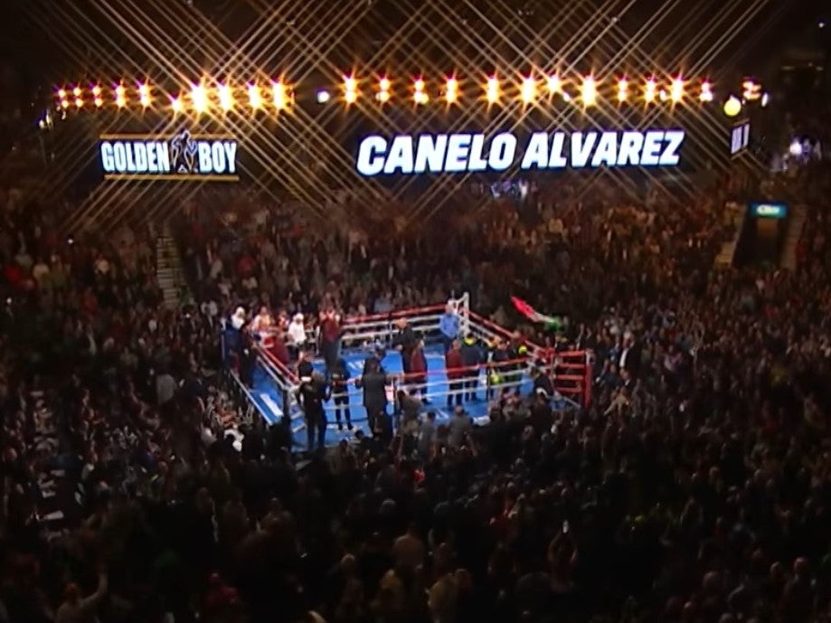 Saul 'Canelo' Alvarez defeats Callum Smith to win super-middleweight titles  - AS USA