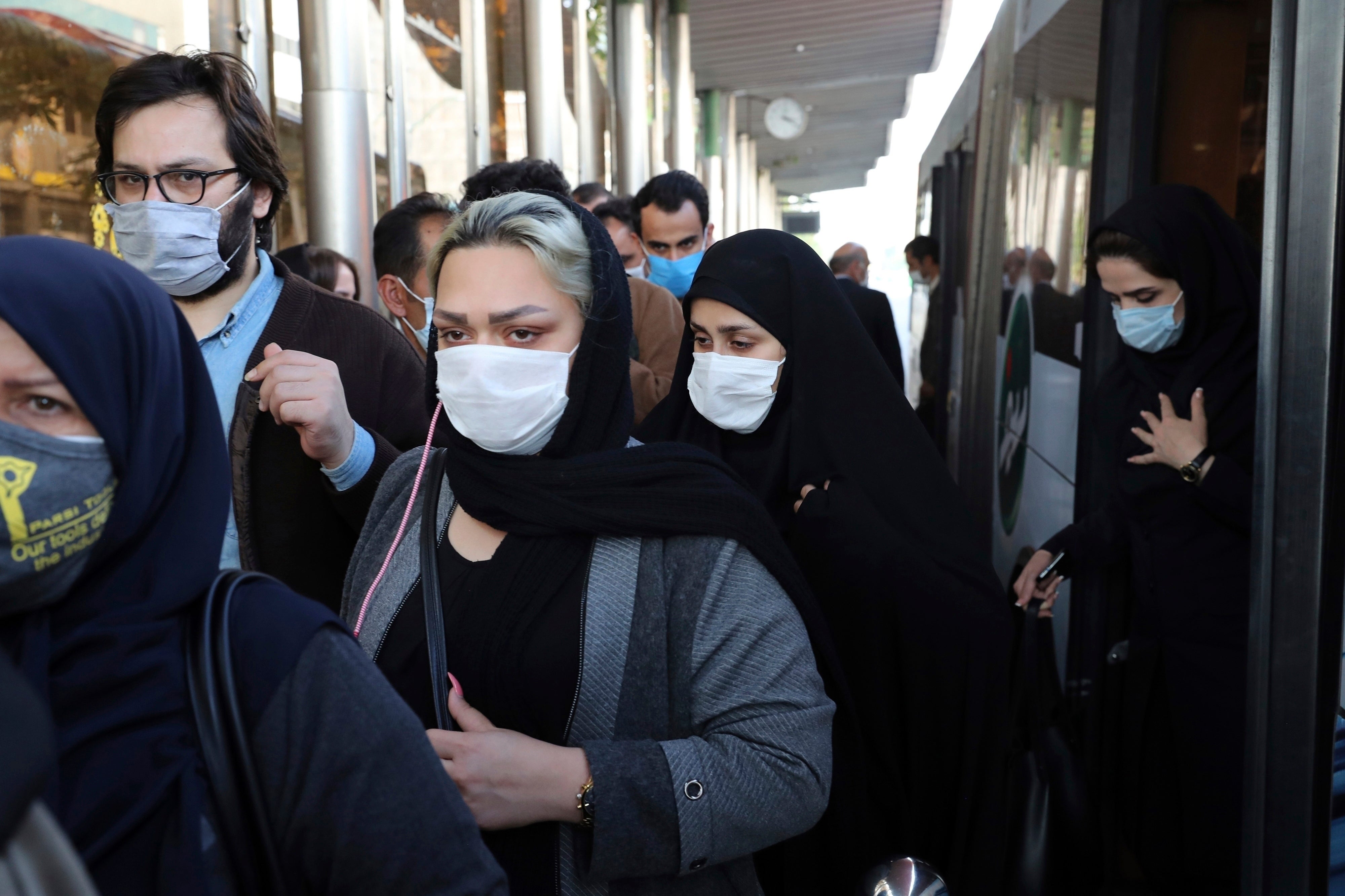 Virus Outbreak Iran Vaccines Explainer