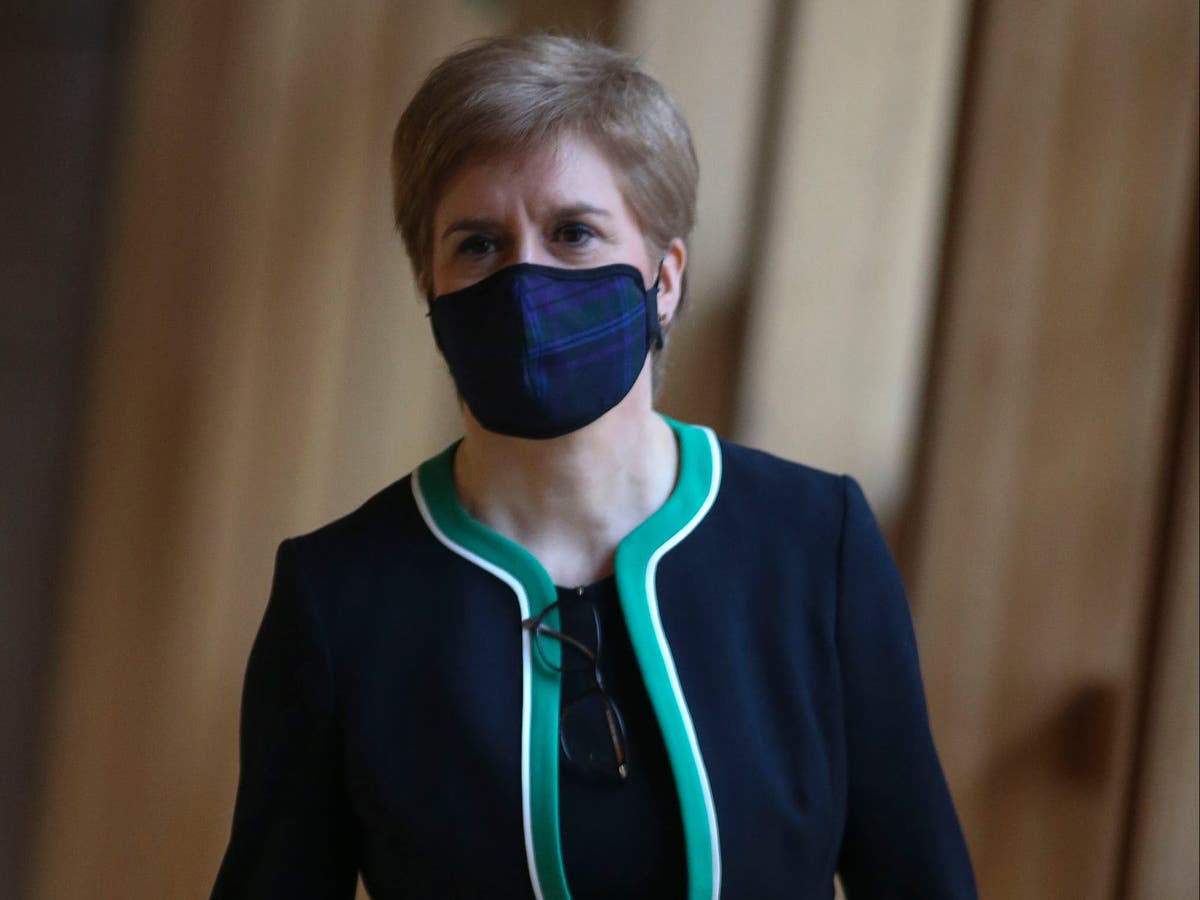 Nicola Sturgeon bans travel into Scotland and announces three-week lockdown from Boxing Day