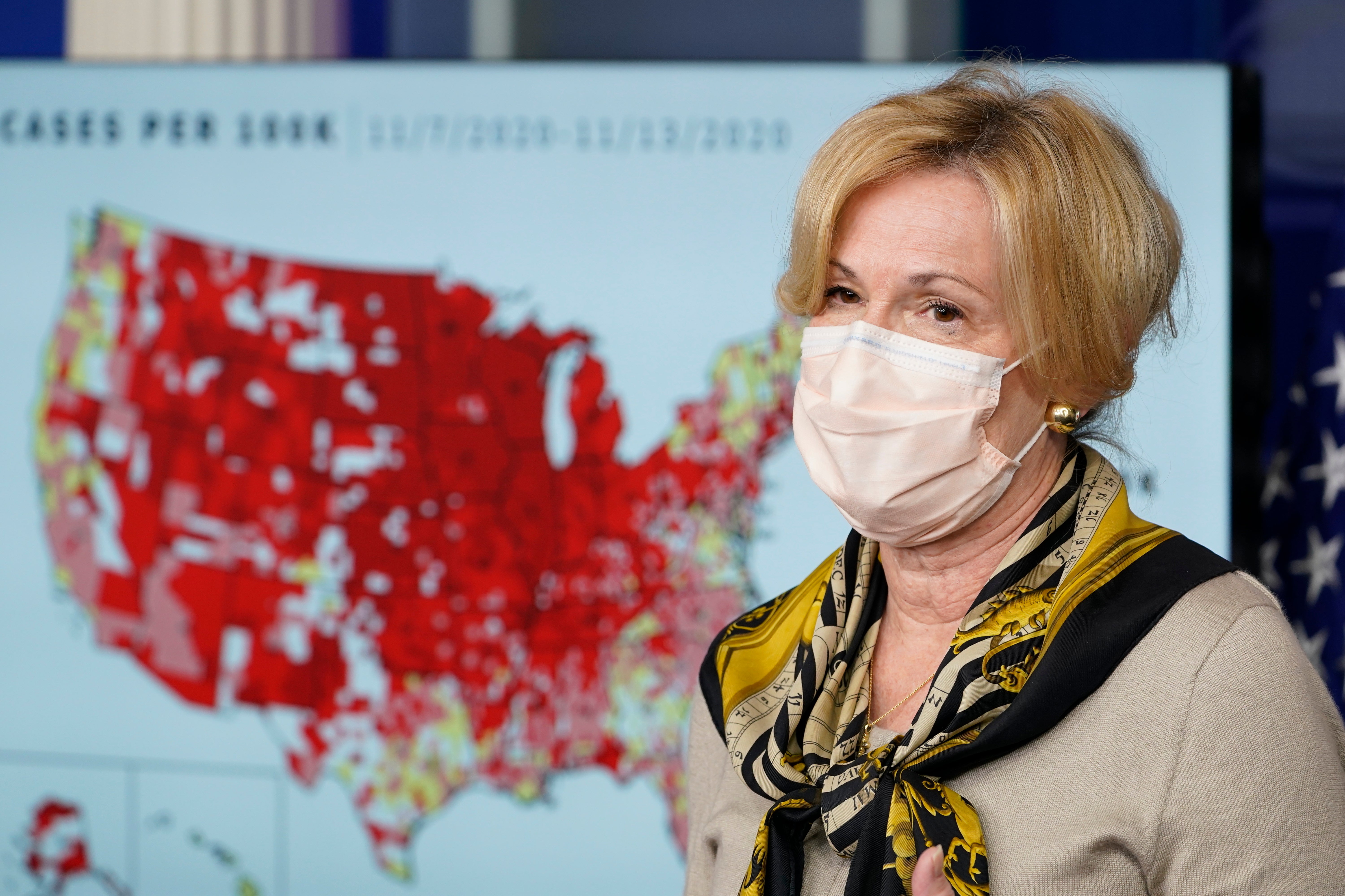 <p>Fotografía de archivo del 19 de noviembre de 2020 de la coordinadora de la respuesta al coronavirus de la Casa Blanca, doctora Deborah Birx, durante una conferencia de prensa en la Casa Blanca en Washington.&nbsp;</p>