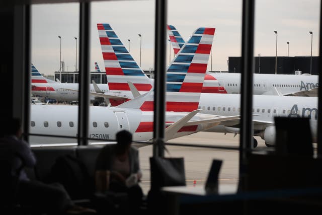 American Airlines hopes to get checks to employees by Christmas Eve