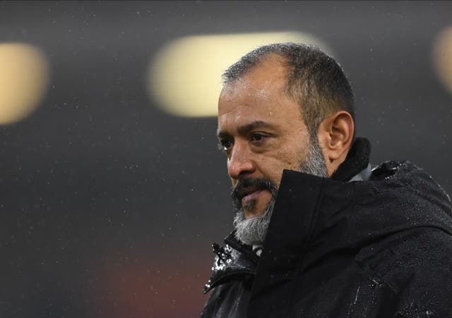 <p>"El árbitro no tiene la calidad para pitar un partido en la Premier League", dijo en Sky Sports.</p>