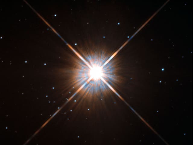 <p>Proxima Centauri es un foco de investigación porque los científicos saben que hay al menos dos planetas a su alrededor.</p>