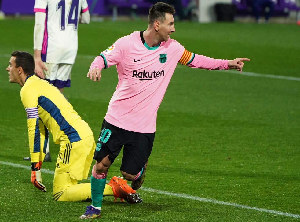 <p>El argentino festeja tras anotar el tercer tanto de su equipo ante Valladolid.</p>