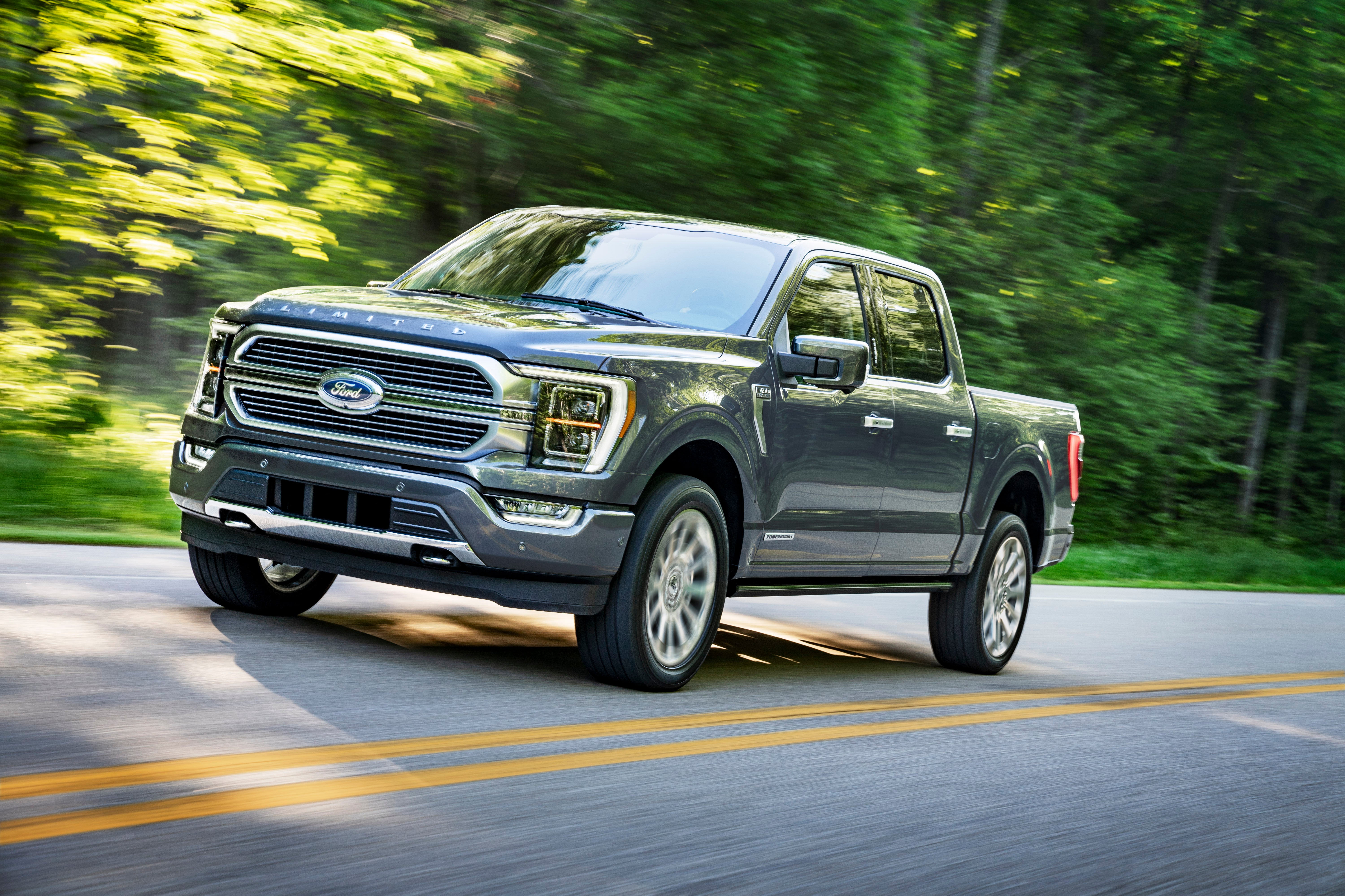 komplet boom reservation Edmunds compares the 2021 Ford F-150 with Ram 1500 Ford surprise Touch  quality country | The Independent