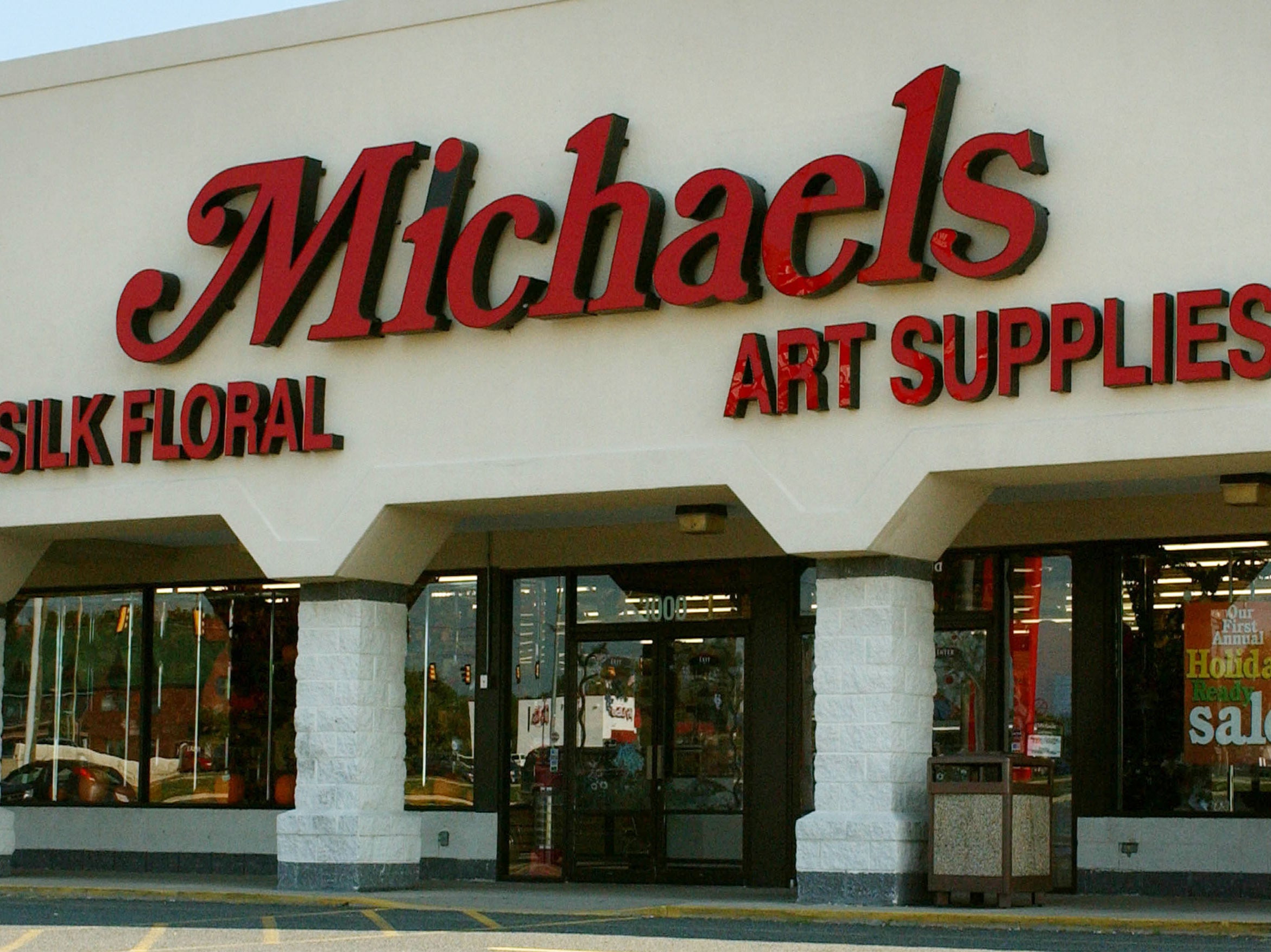 Woman told officers that a couple followed her into a Michaels craft store in Petaluma.