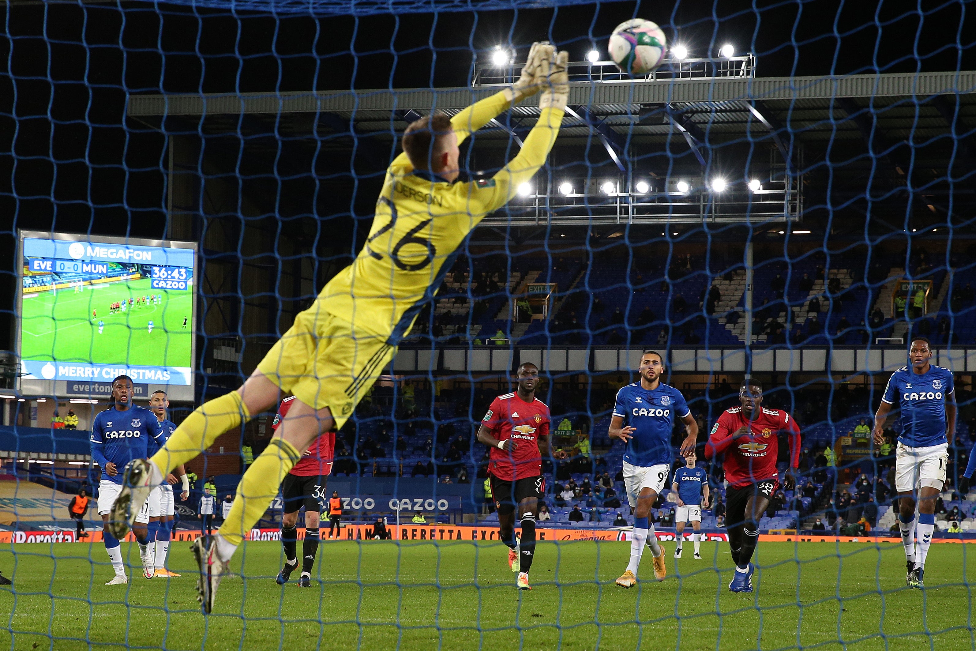 Dean Henderson was recalled to the United starting line-up