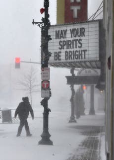 Winter storm in Dakotas, Minnesota make travel frightful 