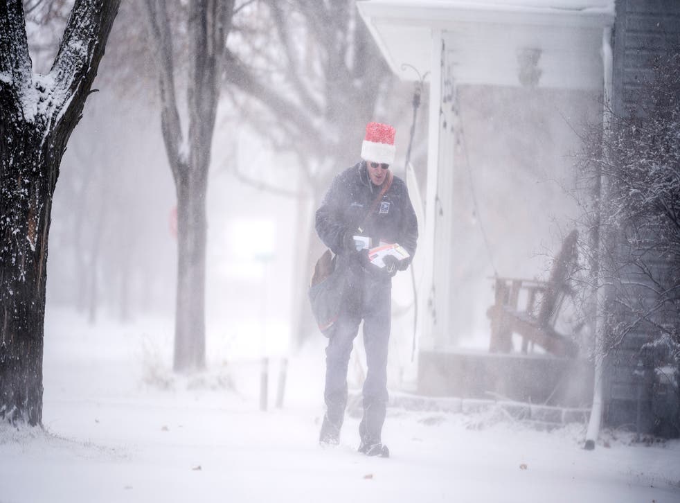 <p>La tormenta invernal en Osseo, Minnesota, el 23 de diciembre del 2020. </p>