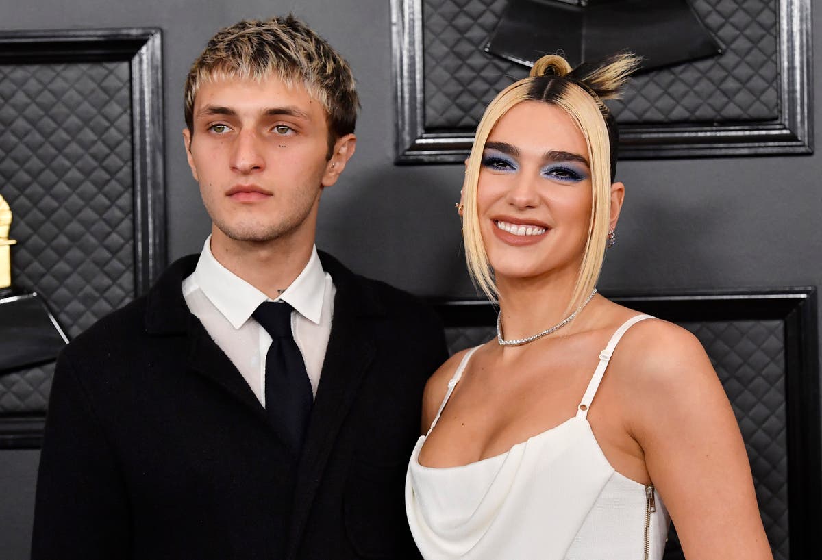 Anwar Hadid Criticised For Rejecting Covid Vaccine Our Bodies Are Made To Do Way More Than We Think The Independent