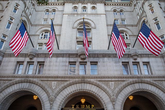 <p>El Trump International Hotel, Washington se muestra antes de su gran inauguración el 26 de octubre de 2016 en Washington, DC. </p>