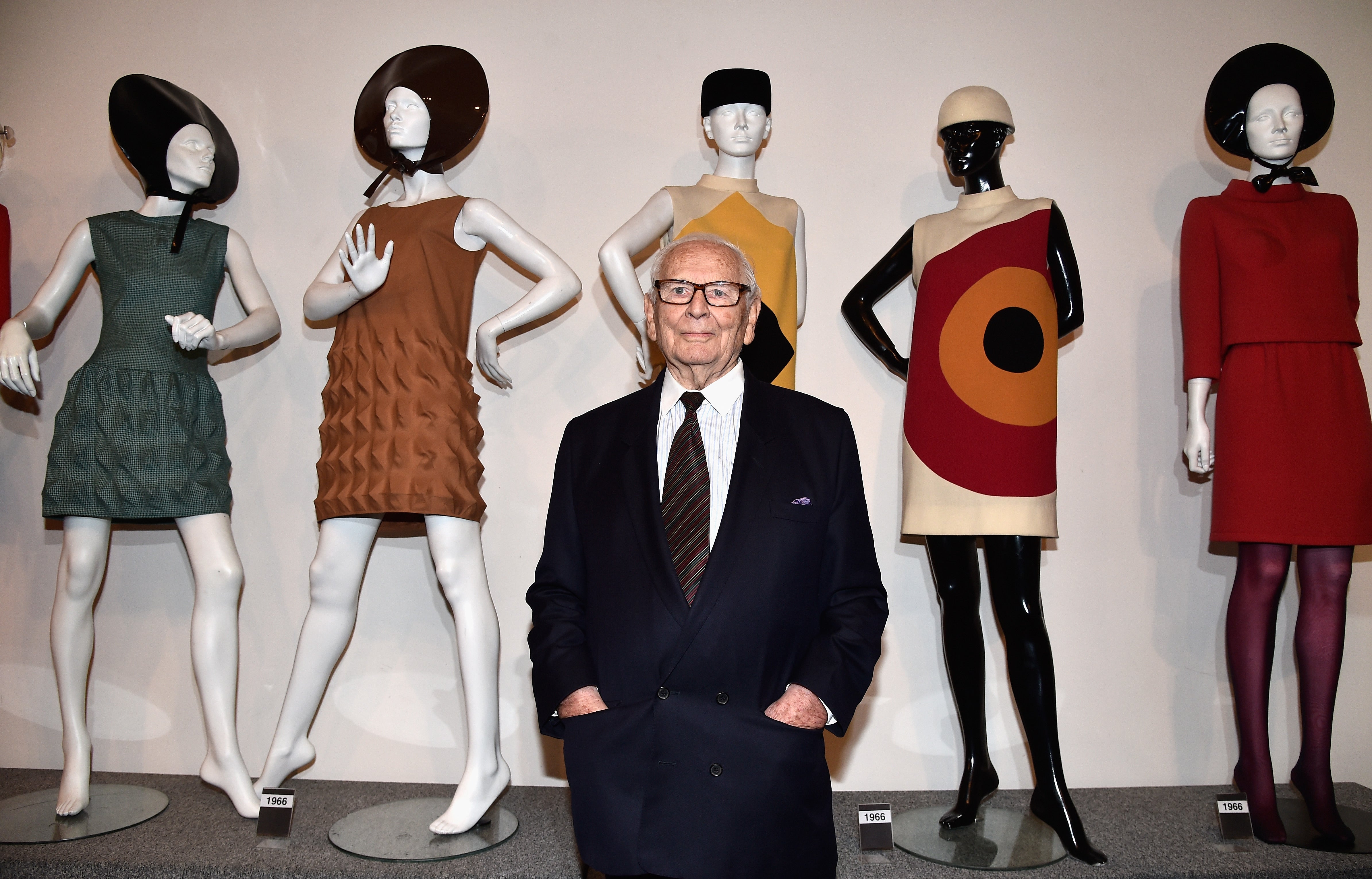 Pierre Cardin's life in fashion - in pictures - BBC News