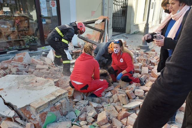 <p>Terremoto de magnitud 6,3 en Croacia deja una niña muerta</p>