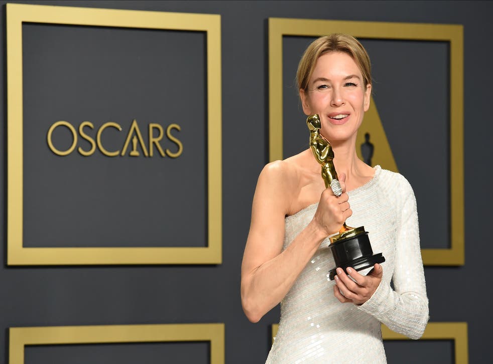 Being Judy Garland Won Zellweger An Oscar Is A Grammy Next Living Room Truth Judy Garland Surprise Renee Zellweger The Independent Being Judy Garland Won Zellweger An Oscar Is A Grammy Next Living Room Truth Judy Garland Surprise Renee Zellweger The Independent