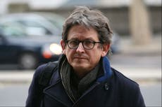 Alan Rusbridger says it is ‘dangerous’ to prosecute Julian Assange