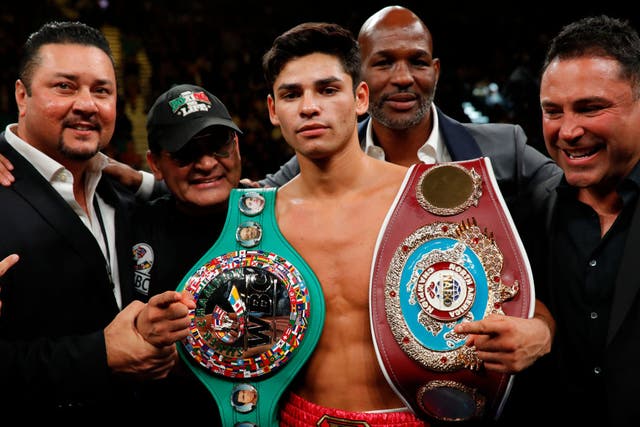 <p>Se espera que el promotor Oscar De La Hoya, quien se quedó sin Saúl Álvarez, convierta a Ryan García en la próxima gran estrella del boxeo.</p>