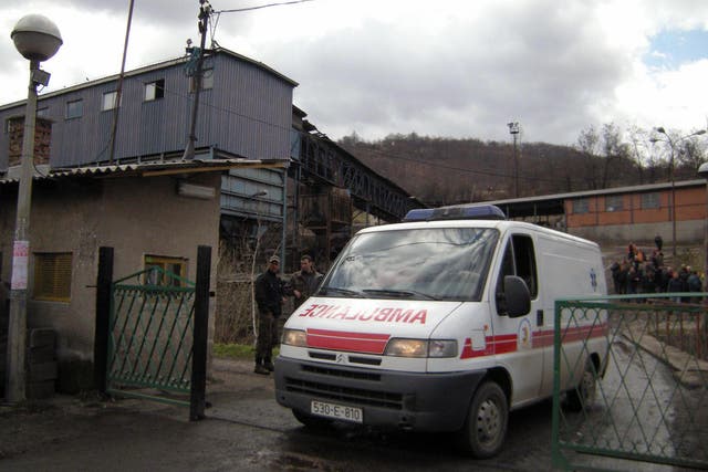 Eight young men and women have been found dead in a cottage in Bosnia in an apparent carbon monoxide poisoning
