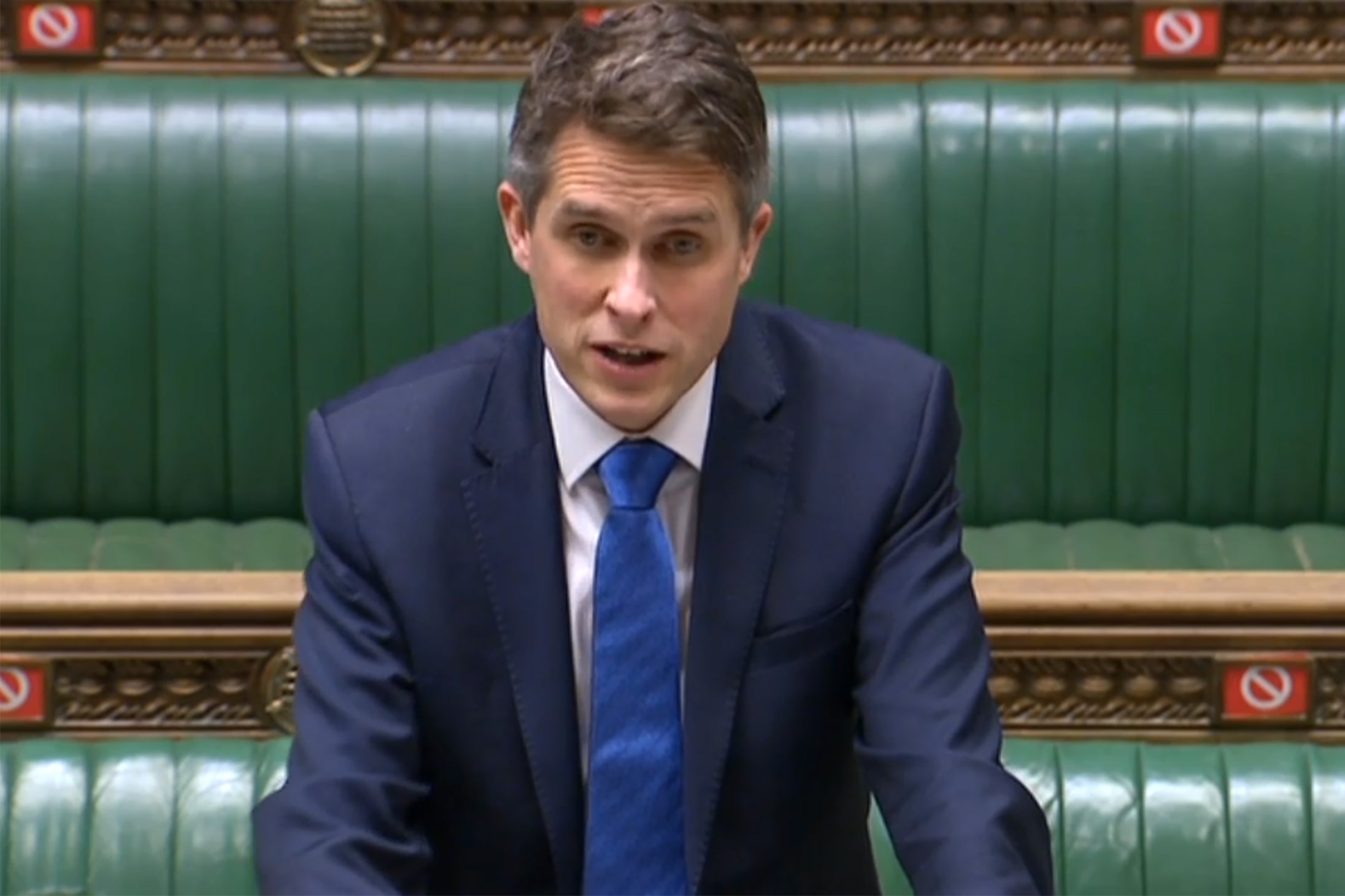 Gavin Williamson urged to keep all schools in England closed after London U-turn