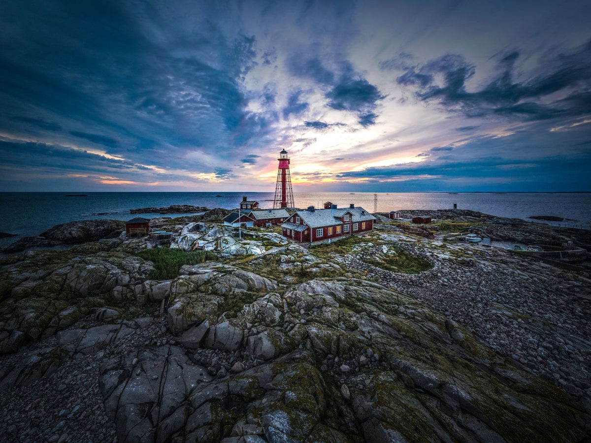 Swedish film festival invites one fan to spend week watching movies alone  on lighthouse island | The Independent