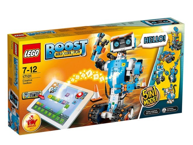 You can make a range of robots and vehicles with this awesome set