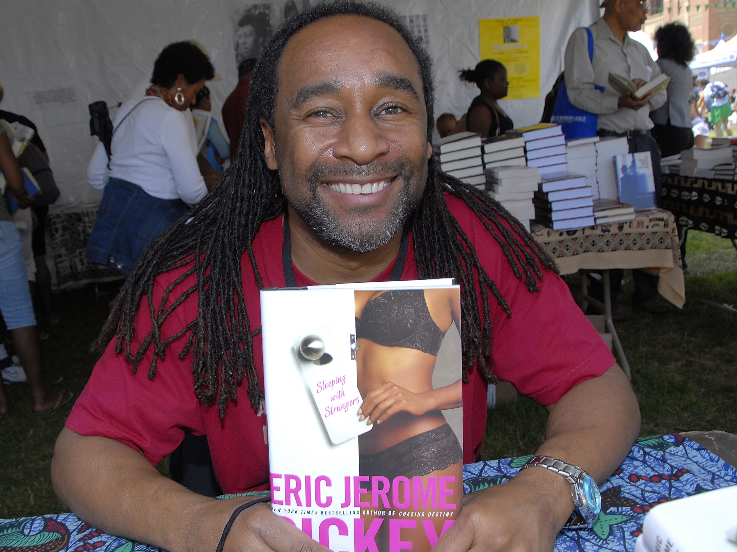 Eric Jerome Dickey, bestselling author, dies aged 59