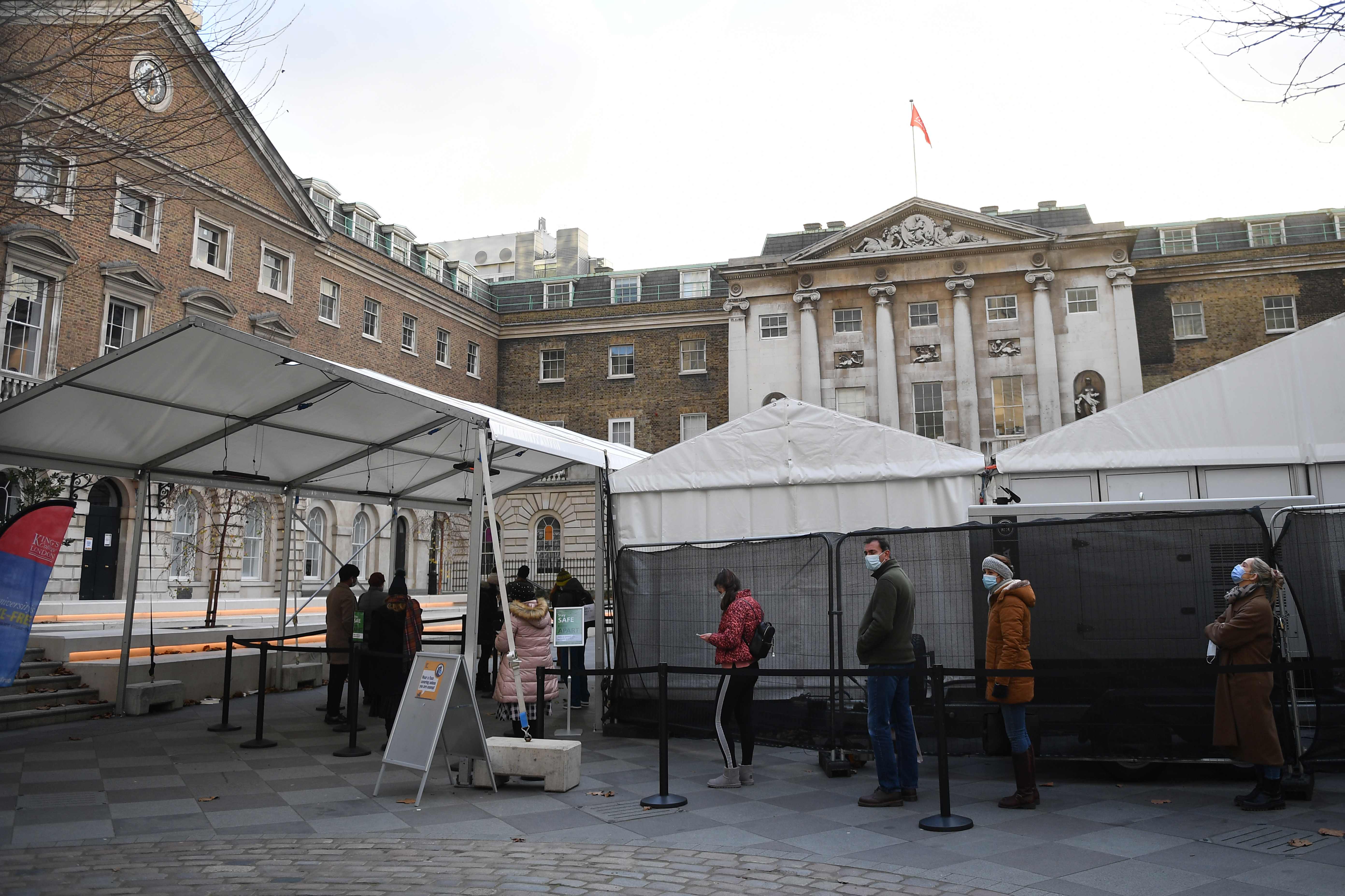 <p>El Departamento de Salud y Asistencia Social notificó otros 68,053 casos nuevos en las últimas 24 horas</p>