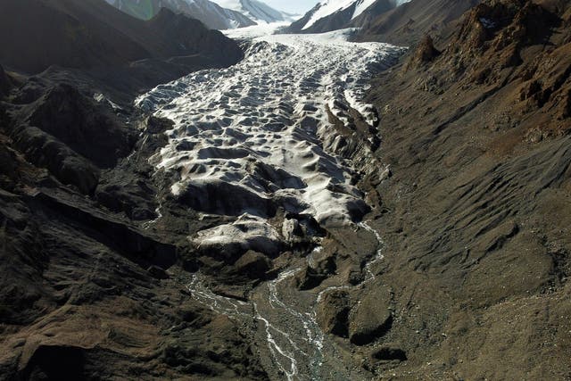 Rising temperatures mean glaciers in parts of China are in retreat, and the process is getting faster