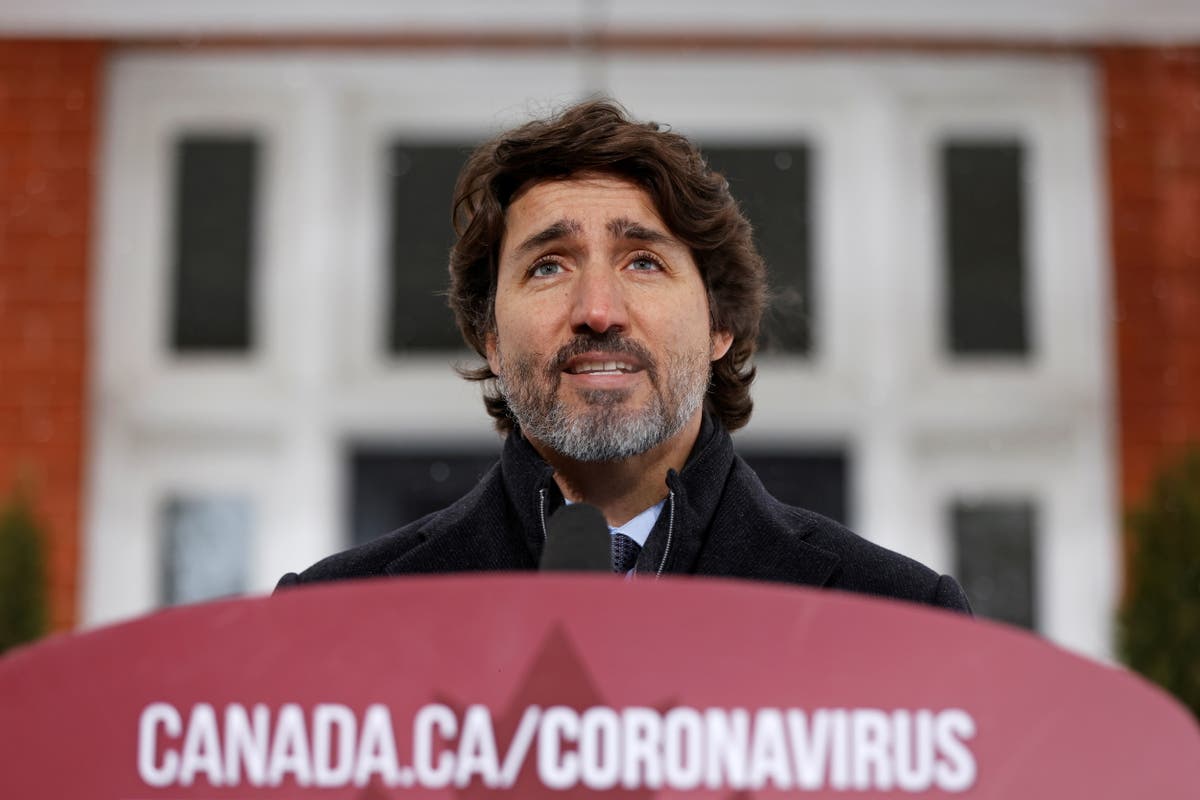 canadian-citizens-stay-home-as-sun-seeking-politicians-cause-scandal