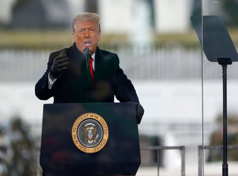 <p>La compañía dice que la cuenta del presidente estará bloqueada y podría suspenderse por completo si continúa rompiendo las reglas.</p>