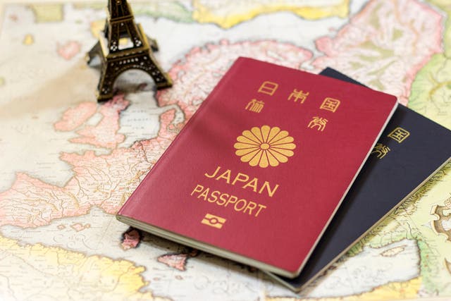 <p>Japan and France are among the countries with the highest ranking passports </p>