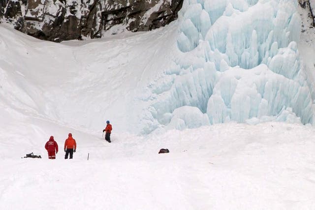Russian Emergencies Ministry rescue workers respond after a piece of ice fell from the frozen Vilyuchinsky waterfall in Russia’s Kamchatka peninsula, trapping four people. One person did not survive their injuries, while a child was taken to hospital in serious condition.