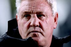 Bruce says it’s ‘morally wrong’ for football to continue