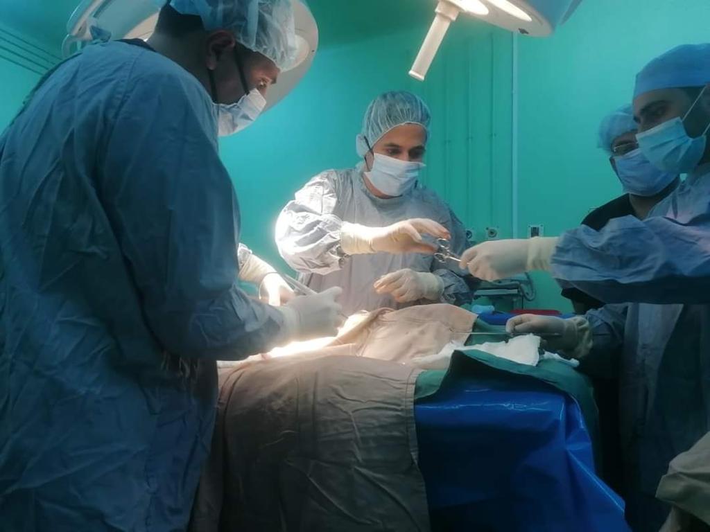 Mo’men working as a surgeon in Jordan before he moved to the UK