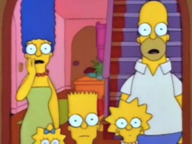 <p>En el episodio, una serie de personajes llegan armados al Capitolio y comienzan una balacera</p>