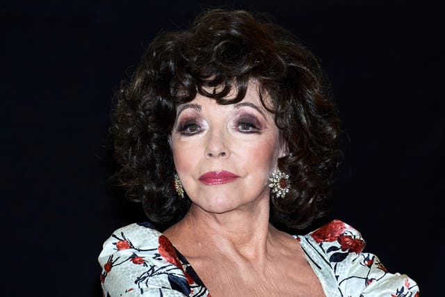 Joan Collins thanked her doctors for the vaccine