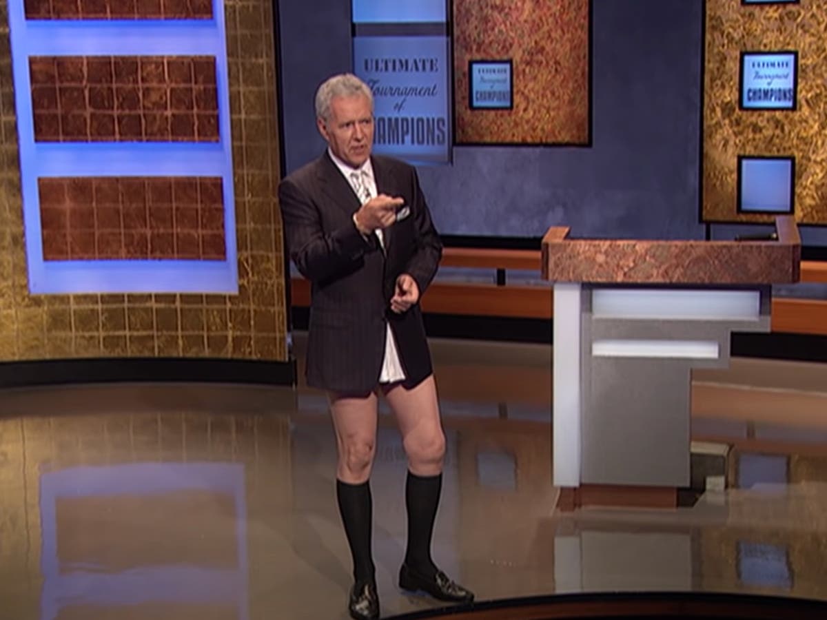 Ken Jennings recounts time Jeopardy! host Alex Trebek appeared on show without trousers