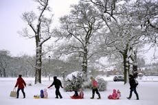 UK braces for heavy snow and freezing temperatures 