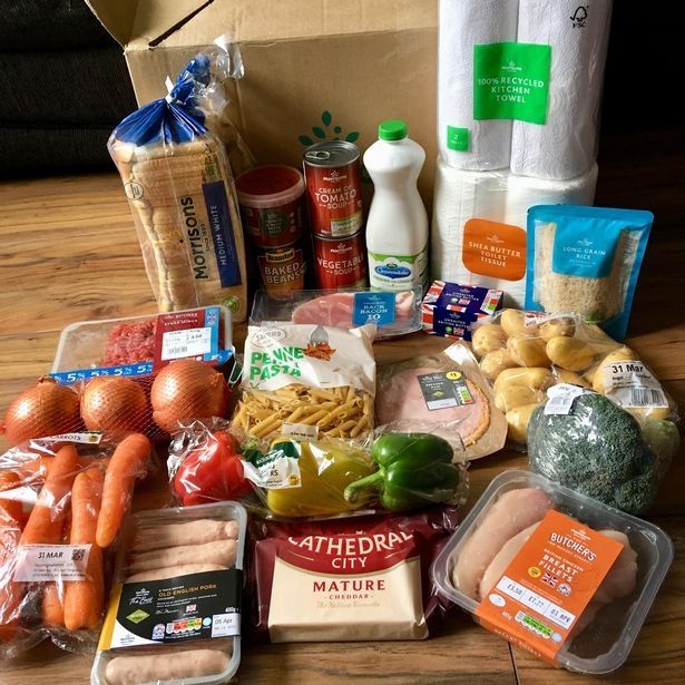 Contents of the Morrisons food box