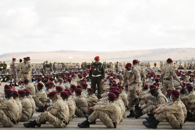 <p>Soldiers loyal to Libyan military commander Khalifa Haftar take part in Independence Day celebrations in Benghazi</p>