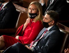 Dems want to fine colleagues $1,000 for not wearing masks in Congress