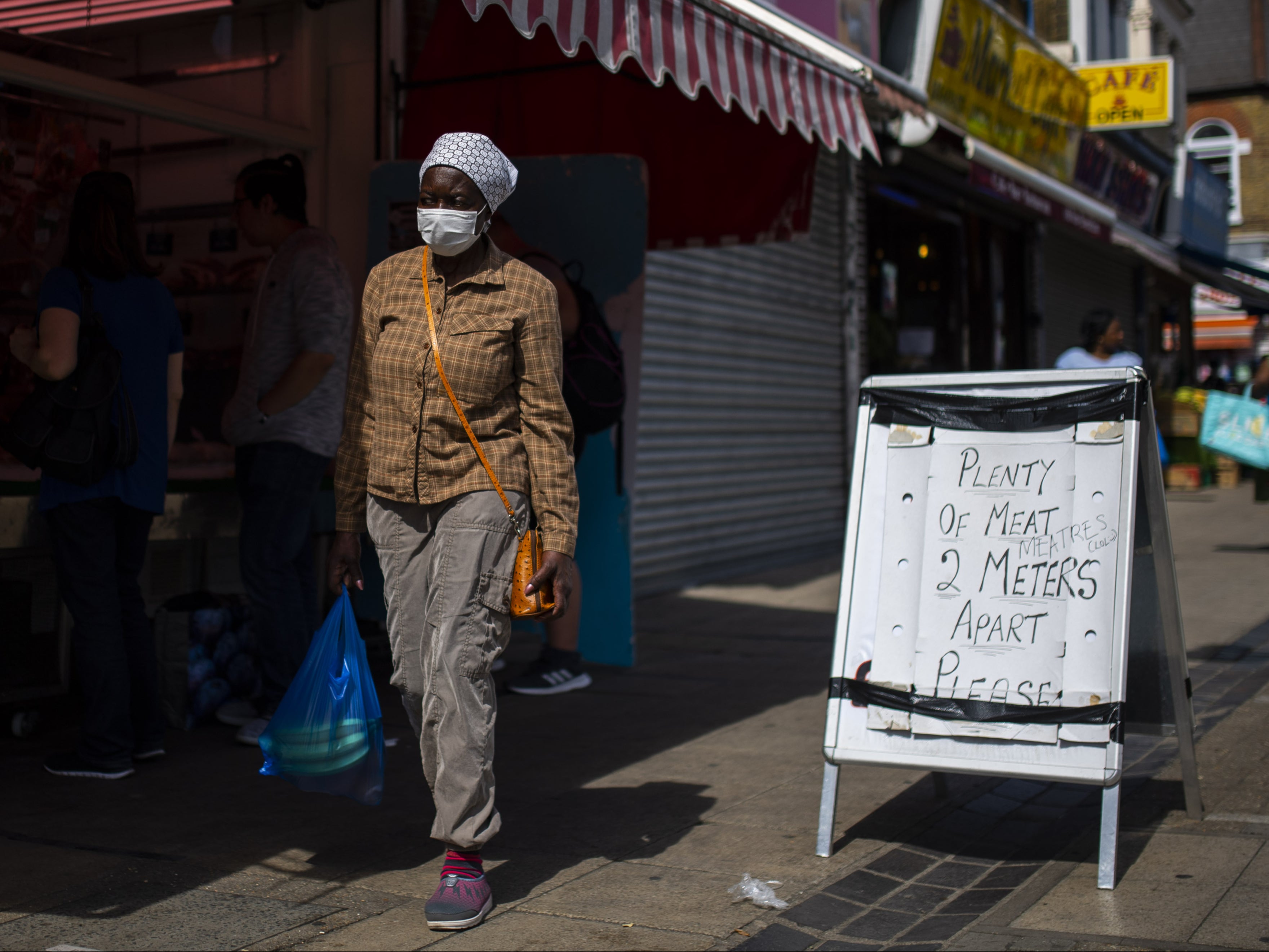 Fake news causing ethnic minorities to reject Covid vaccine, NHS warns