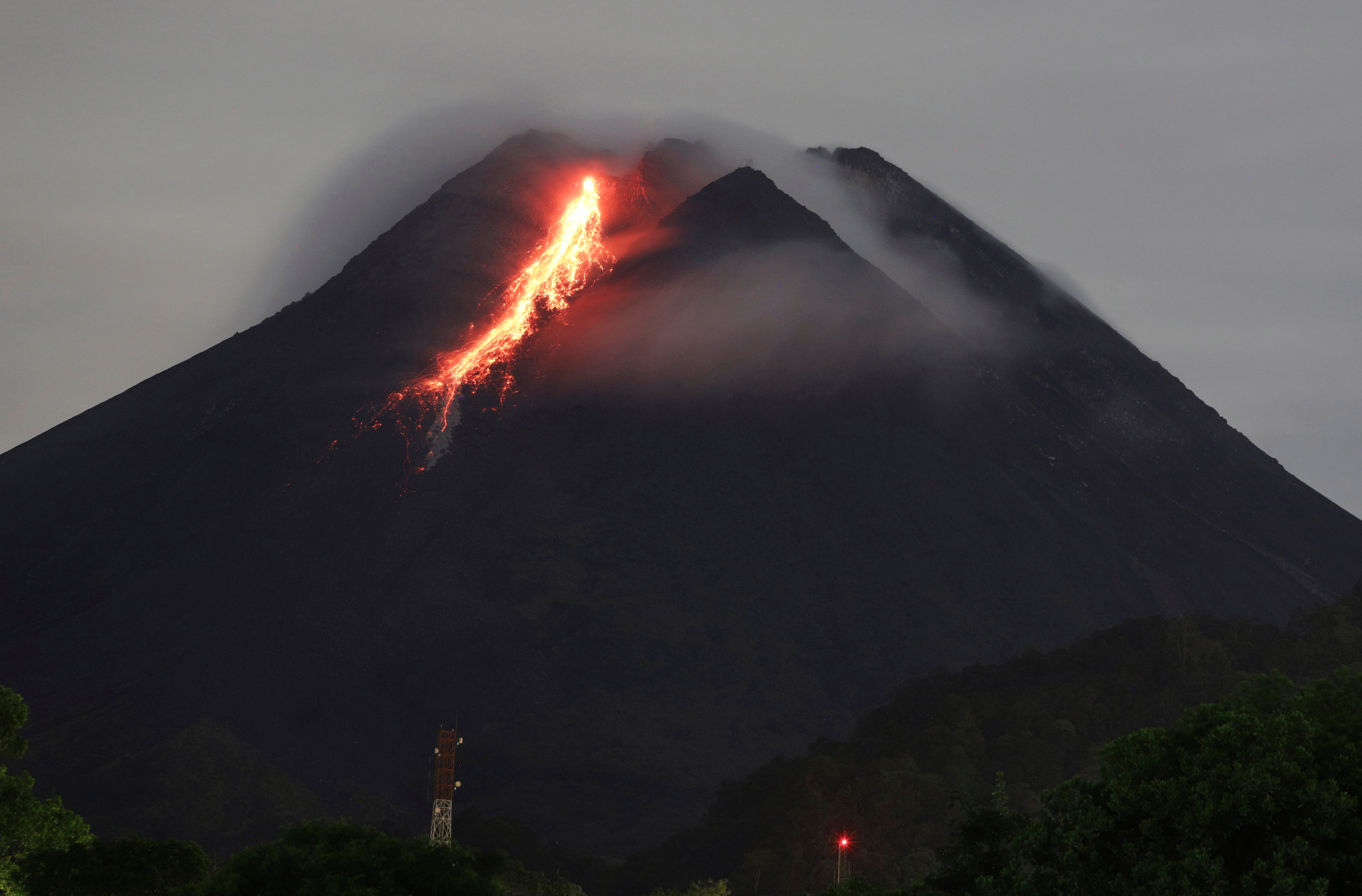 INDONESIA-VOLCAN